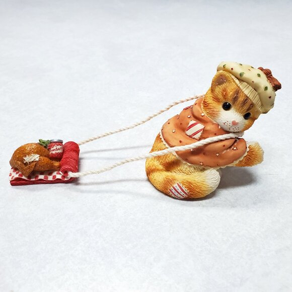 Calico Kittens "Friends Are A Feast Worth Sharing" Figurine Collectible - Picture 1 of 12